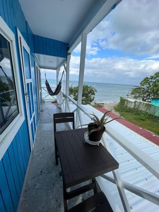 Baba'S Beach Bungalow South West Bay Kültér fotó